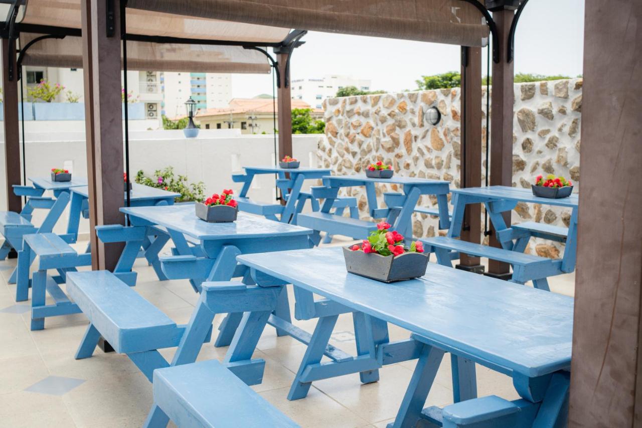 Hotel Adaz Mediterraneo Santa Marta  Ngoại thất bức ảnh